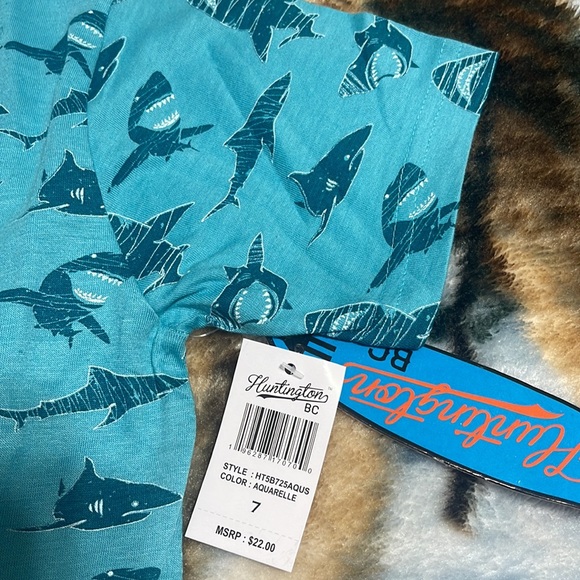 Boys Henley T-shirt - Picture 3 of 3